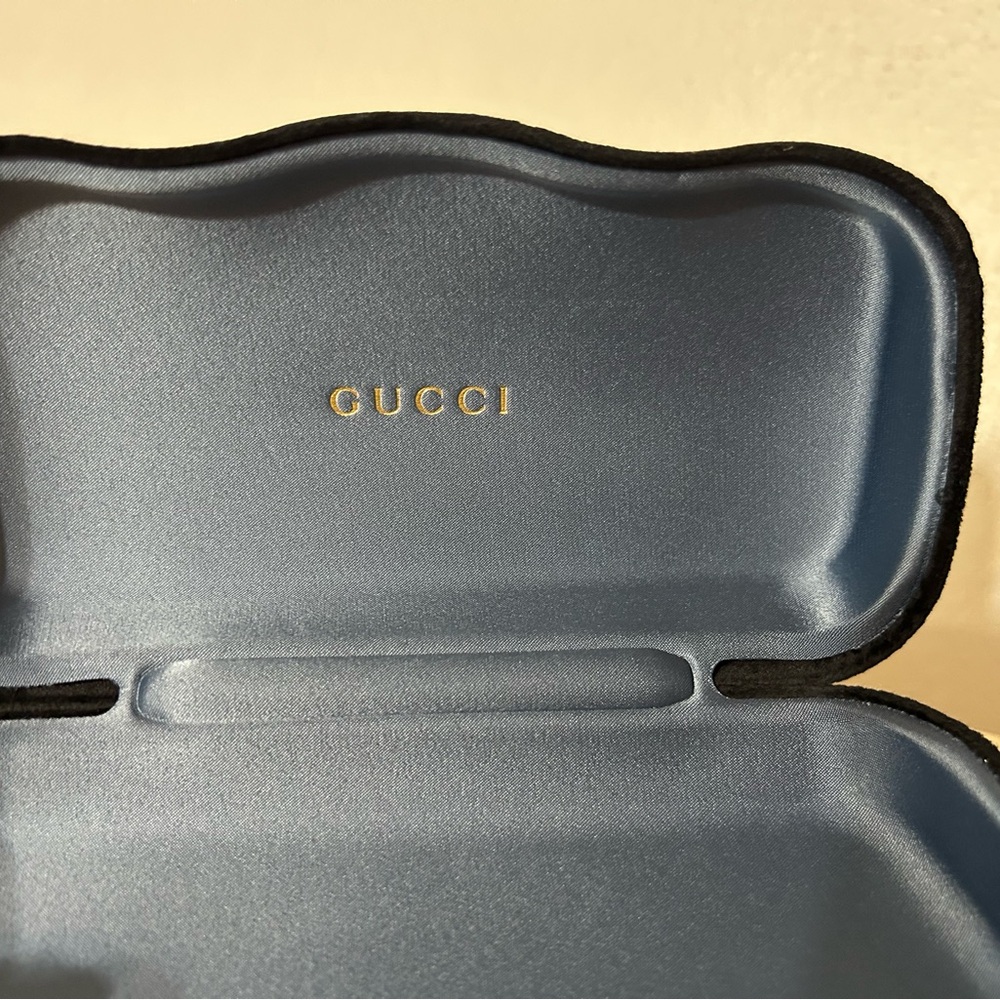 Gucci Women's Tortoiseshell Sunglasses - Picture 7 of 8